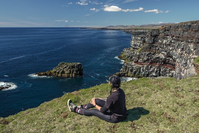 Full-Day Private Tour with Photography Secret Spots of Iceland - Grænavatn, a green crater lake