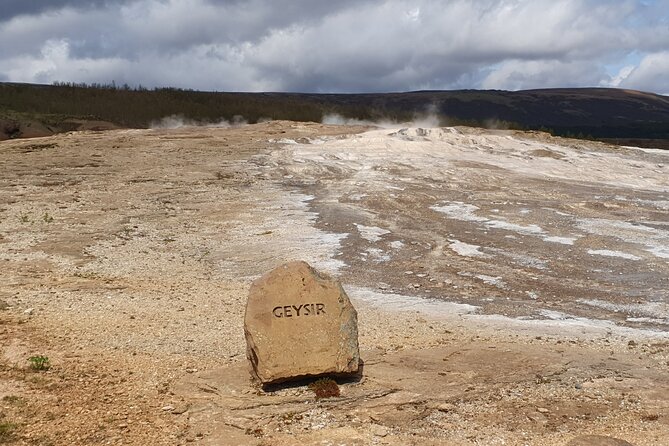 German-speaking Private Golden Circle Tour - Geysir and the regular eruptions of Strokkur