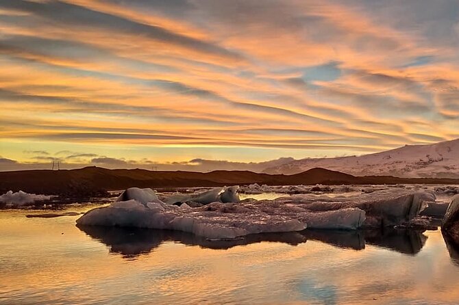 Glacier Lagoon, Diamond Beach, Black Sand Beaches and Waterfalls - Timing, pickup, and practical preparation