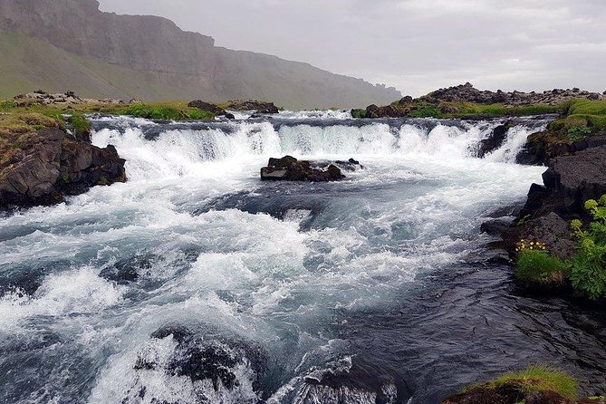 Glacier Lagoon & South Coast. Private Day Tour - Skogafoss from below and above