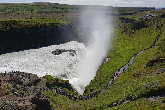 Golden Circle and Kerid Volcanic Crater Small-Group Day Tour - The return through Hveragerði and Hellisheiði