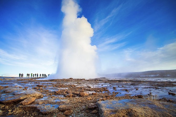 Golden Circle Classic in Small group - Also for cruises - Gullfoss: Iceland’s two-level wall of water