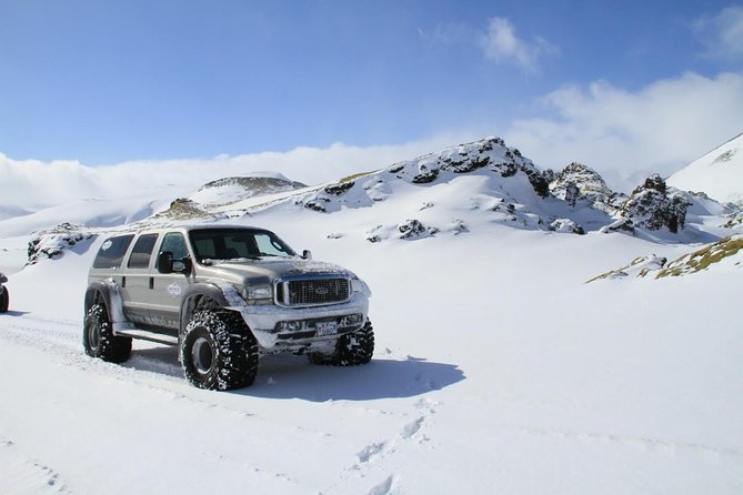 Golden Circle, Glacier & Northern Lights/Midnight sun / guided private tour - Langjökull by Super Jeep