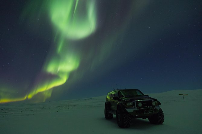 Golden Circle, Glacier & Northern Lights/Midnight sun / guided private tour - Timing, weather, and what to wear