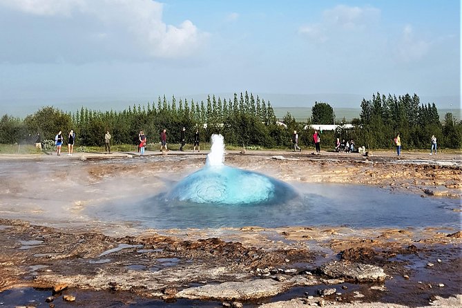 Golden Circle Private Day Tour - up to 9 passengers - Þingvellir National Park, where law and geology meet