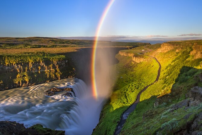 Golden Circle : Private Guided Day Tour + Blue Lagoon(Optional) - Geysir: wait for Strokkur’s next burst