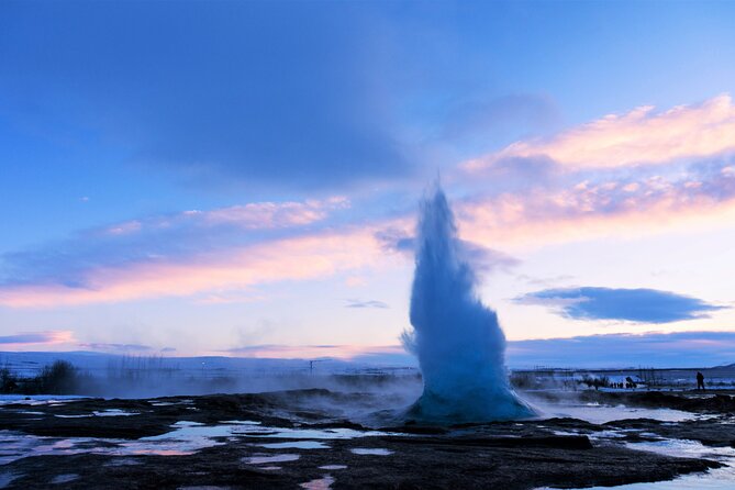Golden Circle, Secret Lagoon and Kerid Crater Tour from Reykjavik - Guides can make or break a long coach day