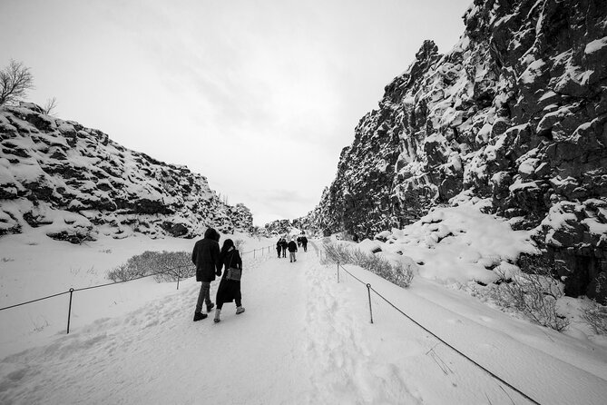 Golden Circle, Secret Lagoon and Northern Lights Tour - Kerið crater gives you an early volcanic wow