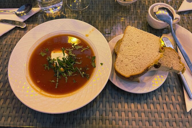 Golden Circle Silfra Snorkeling and Fridheimar Tomato Farm Lunch - The guides and the human side of the day