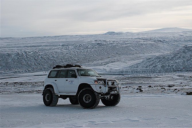 Golden Circle Super Jeep Tour and Snowmobiling from Reykjavik - Geysir: steam, mud, and a quick countdown