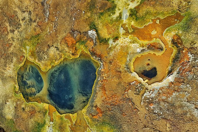 Helicopter Flight Over Geothermal Landscapes from Reykjavik - A one-hour flight with a high price tag