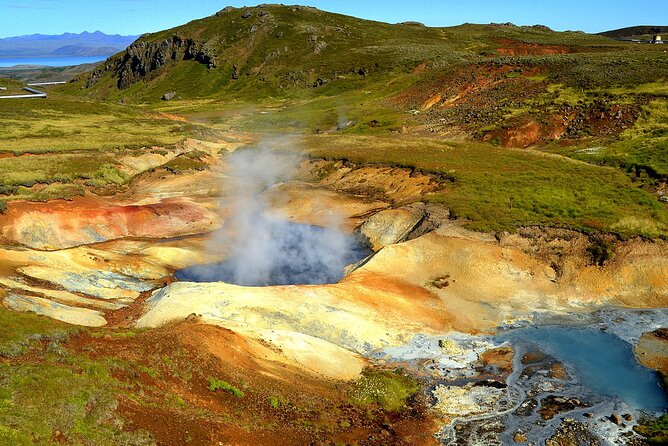 Helicopter tour from Reykjavik: Hengill Area with at site landing - Leaving Reykjavik Airport for the volcanic highlands