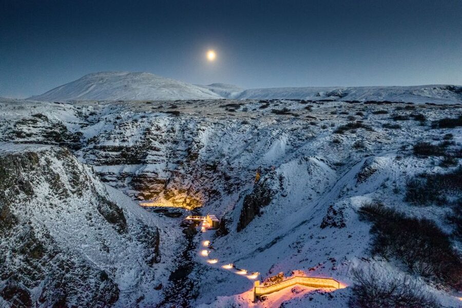 Husafell: Canyon Baths Soak with Short Highlands Hike - Seeing the place where Okjökull disappeared