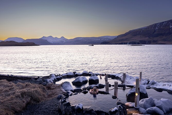 Hvammsvík Hot Spring with Return Transfers from Reykjavík - Food, drinks, and changing facilities