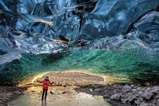 Ice Cave and Glacier Walk into Blue Glacier Canyon - Why this blue ice cave trip is different