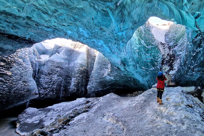 Ice Cave and Glacier Walk into Blue Glacier Canyon - Meeting at Jökulsárlón at 9:30 in the morning