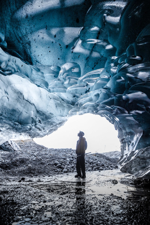 Iceland 3-Day Tour Golden Circle, Glacier Lagoon, & Ice Cave - Day three: walking on a Vatnajokull outlet glacier