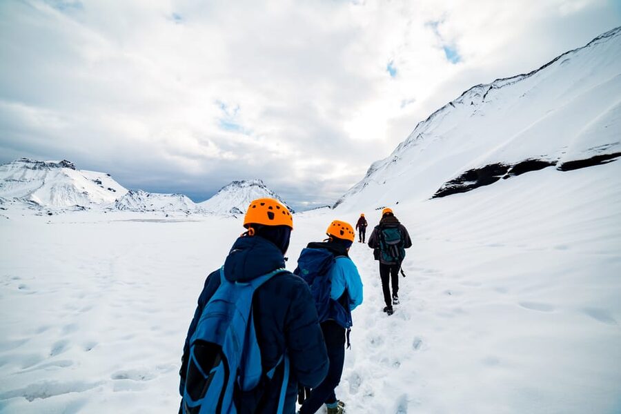 Iceland 3-Day Tour Golden Circle, Glacier Lagoon, & Ice Cave - What the guides add to the trip