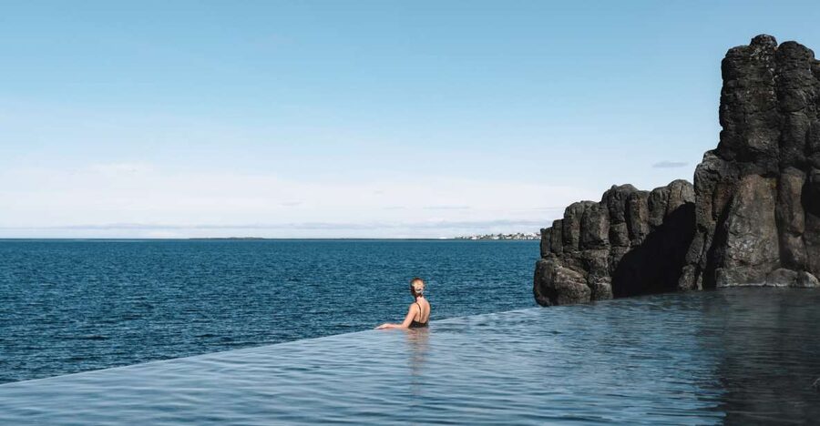 Iceland: Silfra Snorkeling Tour and Sky Lagoon Spa Combo - Floating between Iceland’s tectonic plates