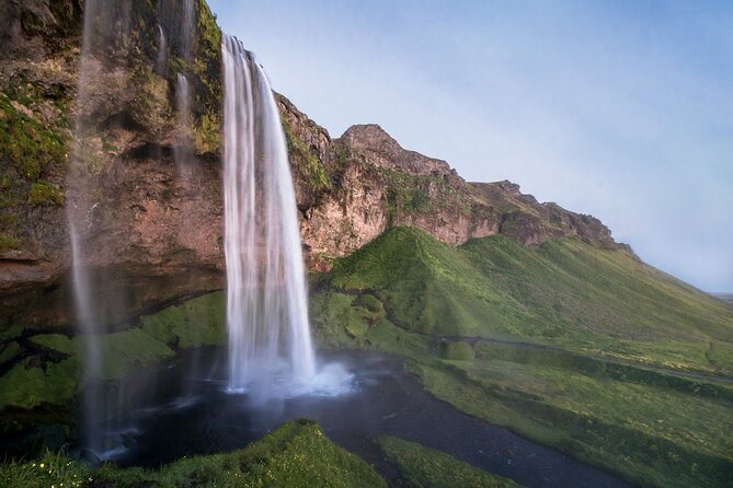 Iceland South Coast Tour with Pickup - Seljalandsfoss and Gljufrabui: two waterfalls in one opening act
