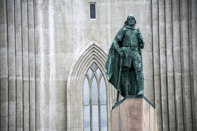 Icelands Reykjavik Self Guided Walking Audio Tour - Parliament House and the four guardians of Iceland