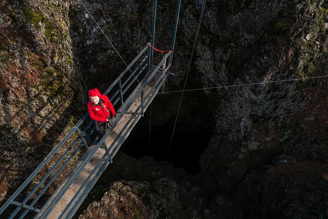 Inside the Volcano: Small-Group Tour and Lava Field Hike - The essential details at a glance