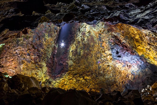 Inside the Volcano: Small-Group Tour and Lava Field Hike - Group size, timing, and the $468 price