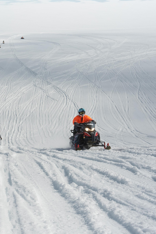 Into the Glacier: Snowmobile + Langjökull Ice Tunnel Combo - The 40-minute snowmobile crossing
