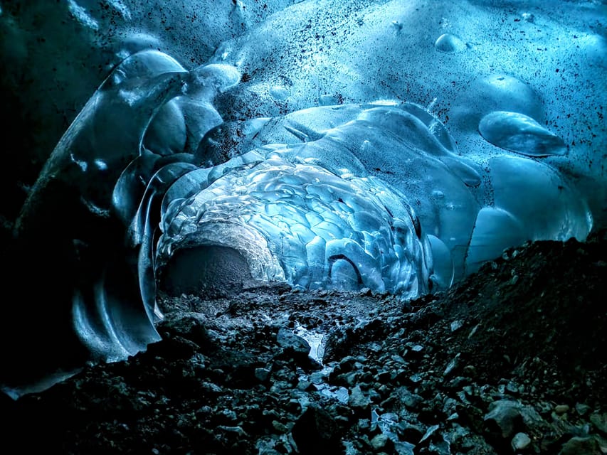 Jökulsárlón: Blue Ice Cave Tour and Glacier Walk - Hiking across Vatnajökull for 1 to 1.5 hours