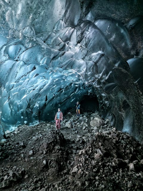 Jökulsárlón: Blue Ice Cave Tour and Glacier Walk - Inside the blue ice cave