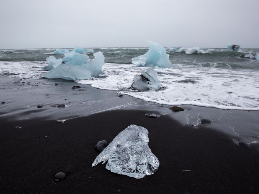 Jökulsárlón Floating Glacier & Diamond Beach Day Tour - Why Jökulsárlón is worth the long ride