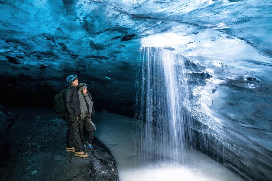 Jökulsárlón: Glacier Hike, Ice Cave, and Photoshoot Package - Crampons, ice axes, and the glacier walk