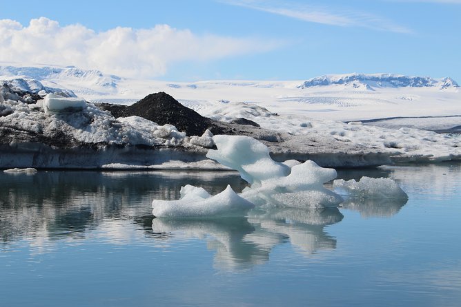 Jökulsárlón Glacier Lagoon, Diamond Beach and secret glaciers (from Djúpivogur) - Leaving Djúpivogur at 8:00 a.m.