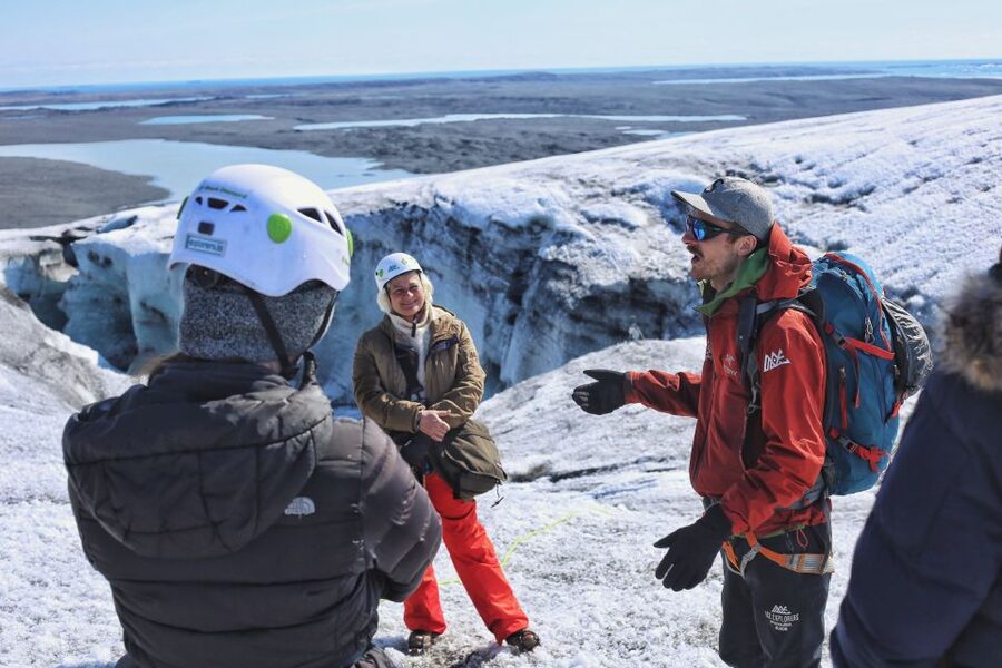 Jökulsárlón: Vatnajökull Glacier Guided Hiking Tour - From Jökulsárlón parking lot to the glacier