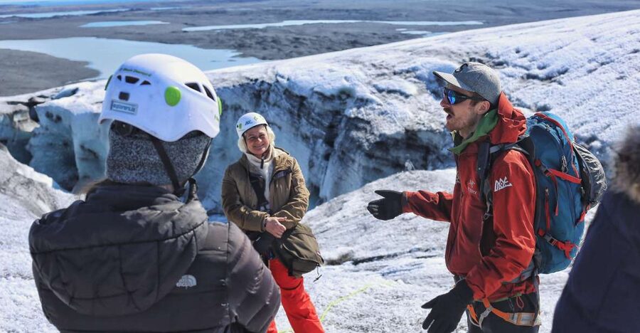 Jökulsárlón: Vatnajökull Glacier Guided Hiking Tour - What you may see in the ice