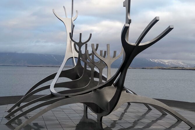 Keflavik International Airport Private Transfer To/From Reykjavik - Weather, darkness, and the comfort factor