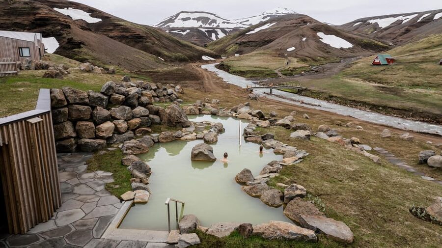 Kerlingarfjöll: Highland Baths Admission - Warm water at the edge of Kerlingarfjöll