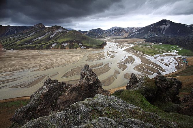 Landmannalaugar by Super Jeep from Reykjavik - Þjórsárdalur begins the day with green Iceland