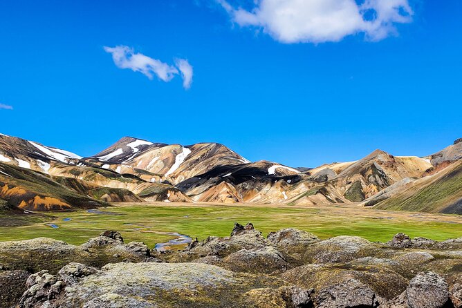 Landmannalaugar, Hekla, Sigoldugljufur 4x4 tour with Hiking - Three hours among Landmannalaugar’s colored mountains