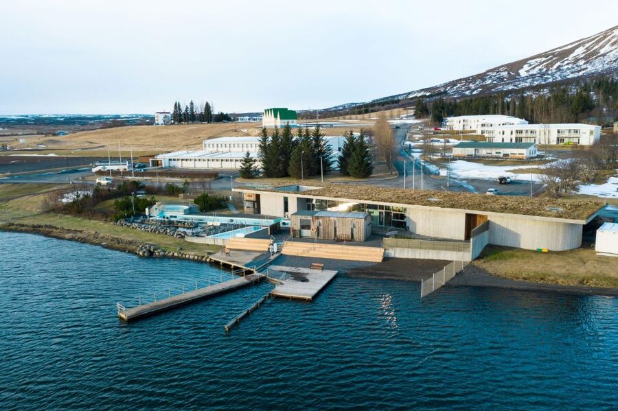 Laugarvatn: Laugarvatn Fontana Geothermal Baths Entry Ticket - First look at the pools and lake