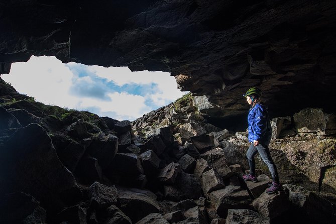 Lava Tunnel Caving & Snorkeling in Silfra with Transfer | Free Photos - Silfra’s clear water and continental divide
