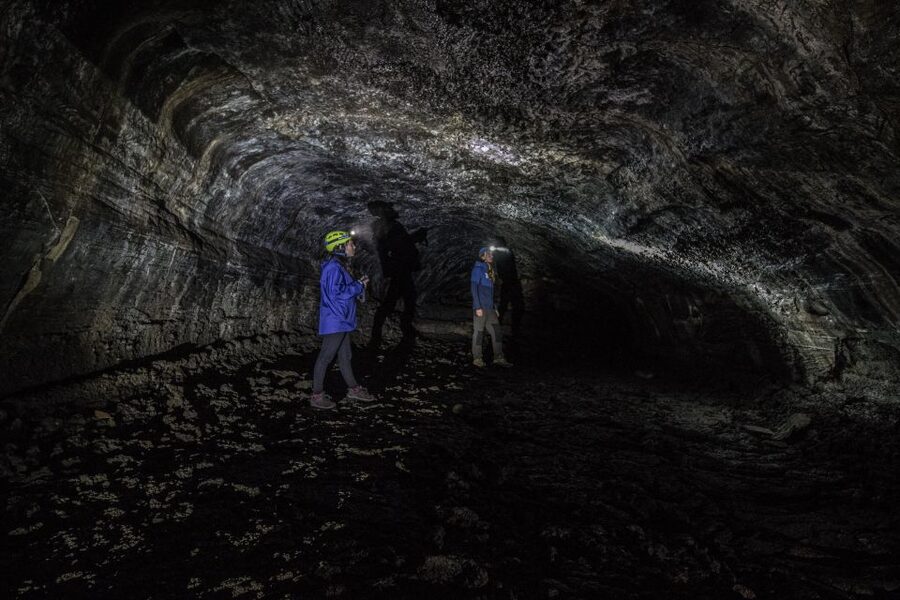 Leidarendi Cave: Lava Tunnel Caving from Reykjavik - What the three-hour outing actually involves