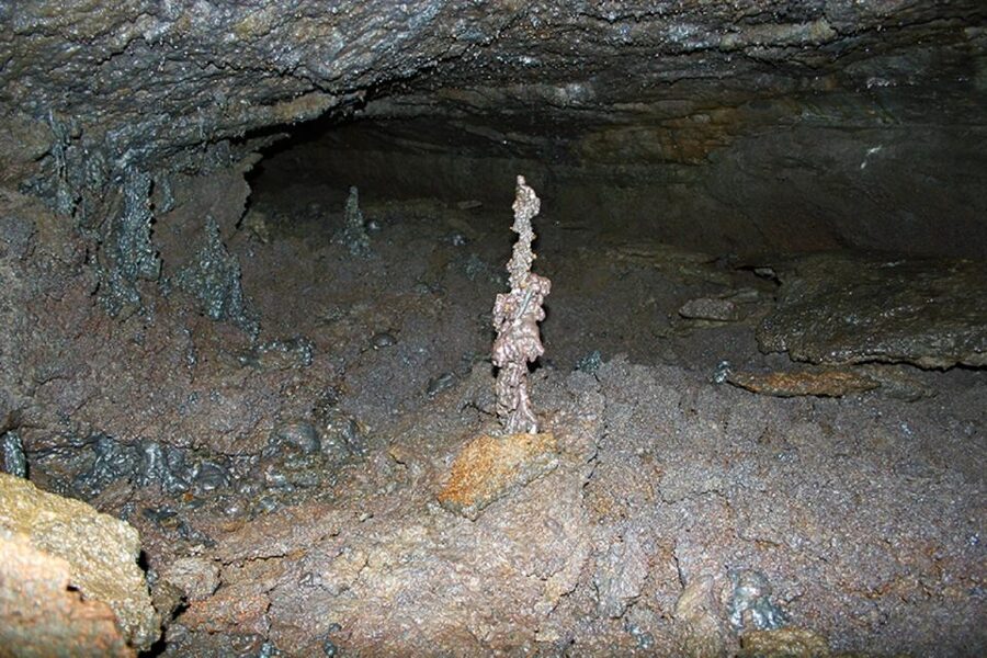 Leidarendi Cave: Lava Tunnel Caving from Reykjavik - How physical is the cave?