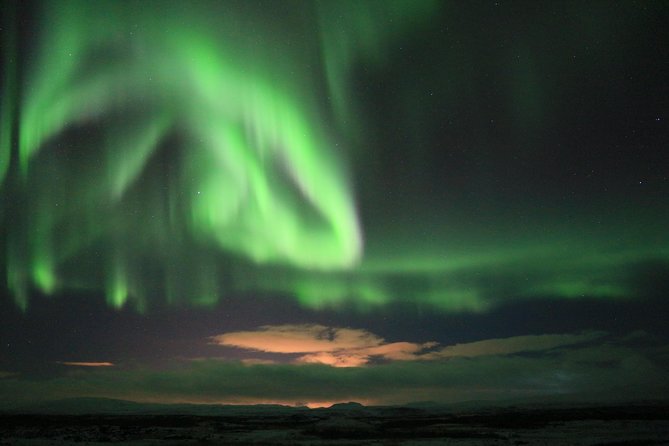 Northern Lights Midnight Adventure Small-Group from Reykjavík - Hot chocolate, cold wind, and the right clothing