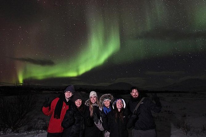 Northern Lights Private Super Jeep Tour with Photos - What the guide adds to the night