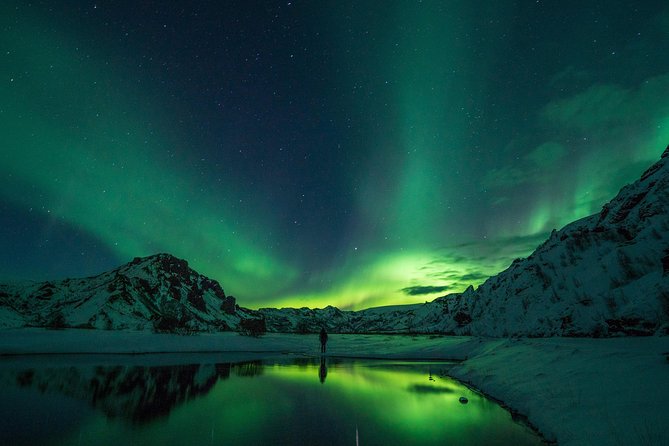 Northern Lights Small-Group Tour with Hot Chocolate & Photos - What the Aurora Looks Like to Your Eyes