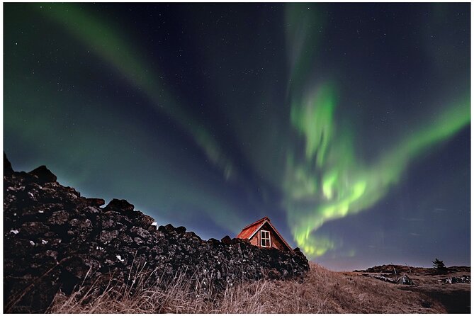Northern Lights Small-Group Tour with Hot Chocolate & Photos - Following the Forecast Beyond Reykjavík