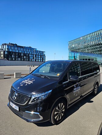 Private 3 Hours Tour with Airport Transfer in Reykjavik - Hallgrimskirkja gives you the city’s signature view