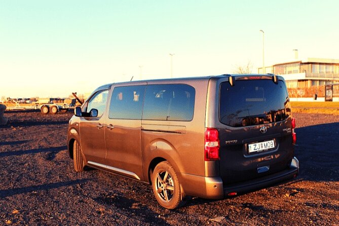 Private Airport Transfer (one way) - Why a private Keflavik transfer can make sense