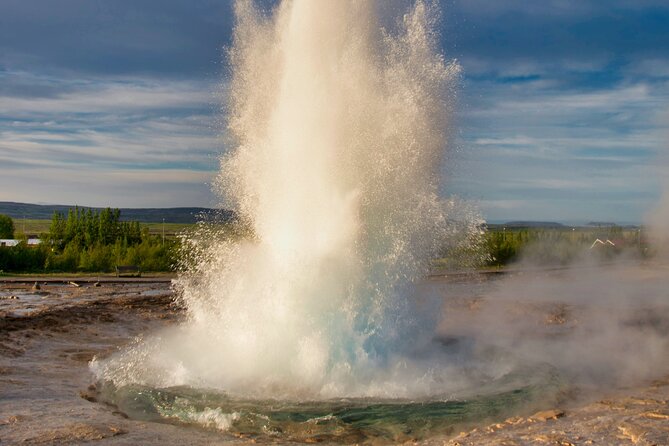 Private Bespoke Golden Circle Tour - Gullfoss: a short stop with a powerful payoff